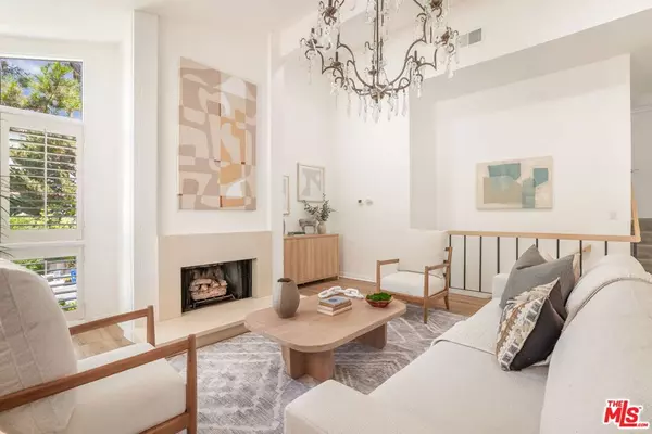 Pacific Palisades, CA 90272,17140 Palisades CIR