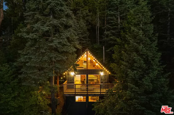 580 Lakewood RD, Lake Arrowhead, CA 92352