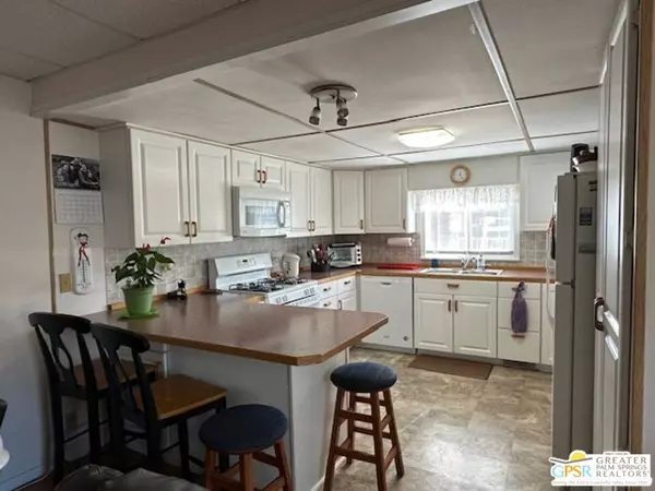 Cathedral City, CA 92234,10 Hayes ST