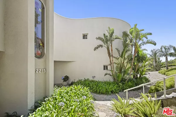 Malibu, CA 90265,32215 Pacific Coast HWY