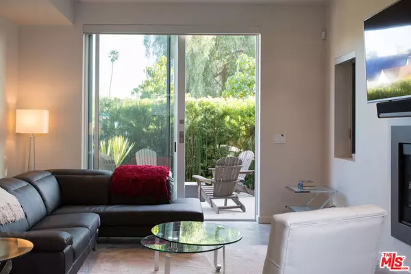 Venice, CA 90291,709 Flower Ave