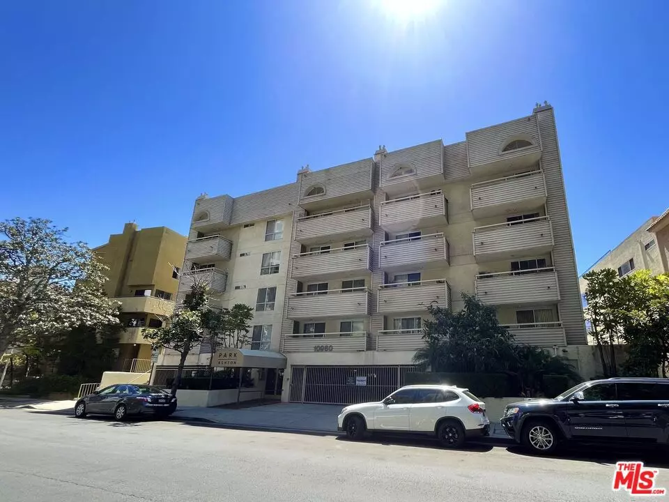 Los Angeles, CA 90024,10960 Ashton AVE #409