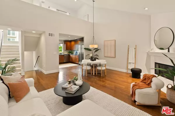 3971 Moore ST #102, Los Angeles, CA 90066