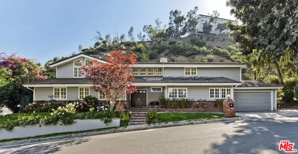 1277 N Norman PL, Los Angeles, CA 90049