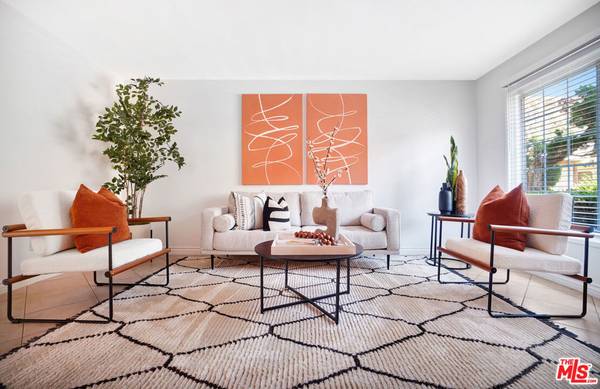 10065 De Soto AVE #303, Chatsworth, CA 91311