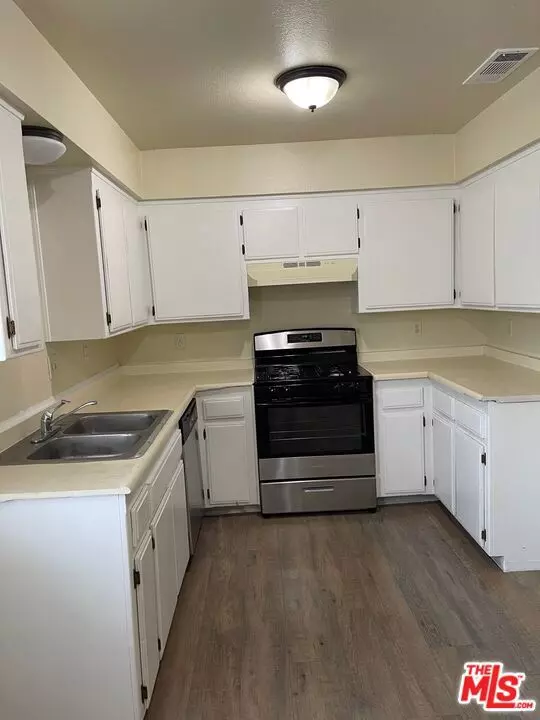 Bakersfield, CA 93304,1817 Blanche ST #C