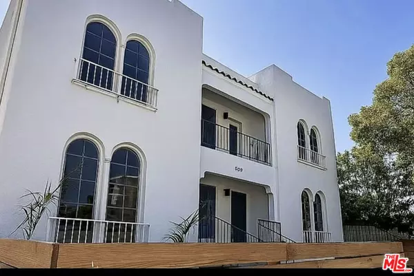 240 Robinson ST, Los Angeles, CA 90026