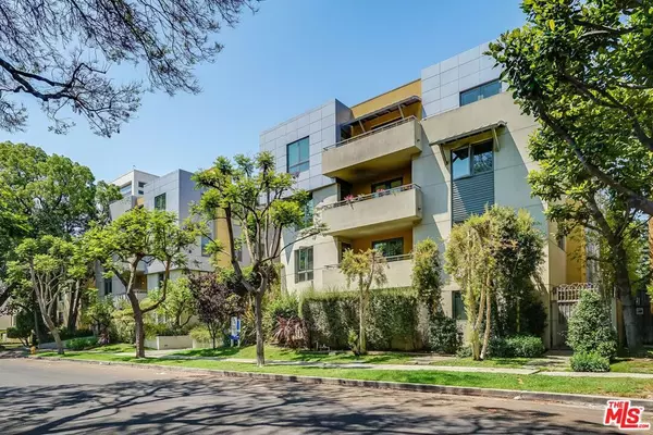 Los Angeles, CA 90025,1517 S Bentley AVE #205