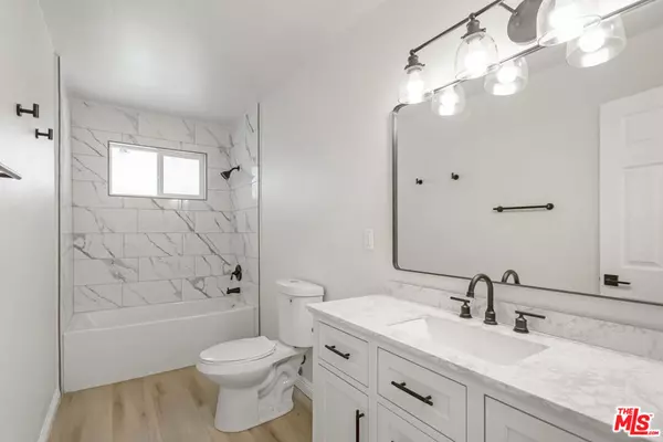 Los Angeles, CA 90047,11119 S Denker AVE