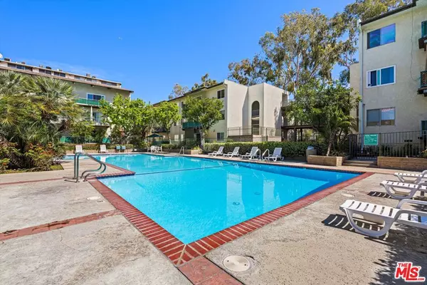 5460 White Oak AVE #A105, Encino, CA 91316