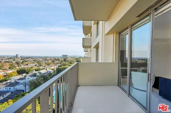 2160 E Century Pkwy #902, Los Angeles, CA 90067