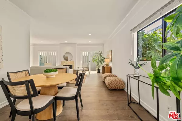 Santa Monica, CA 90404,3207 Colorado AVE #1