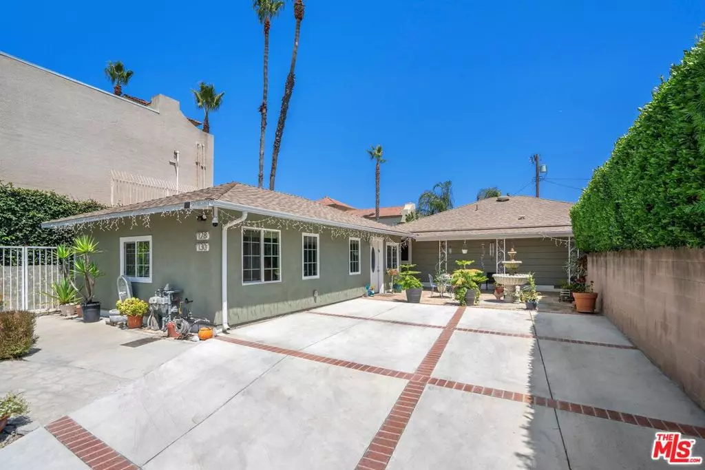 Van Nuys, CA 91405,7128 Mammoth AVE