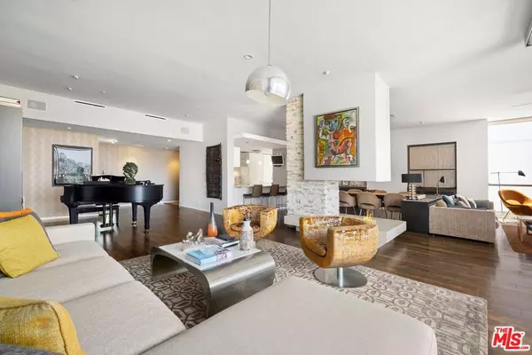 West Hollywood, CA 90069,1100 Alta Loma RD #1701