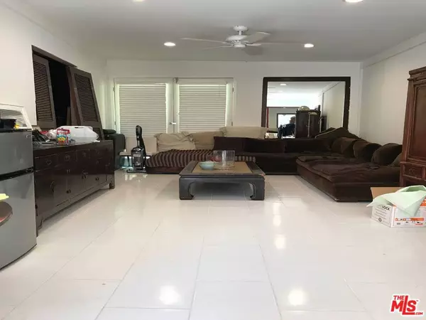 Los Angeles, CA 90069,1215 Hilldale Ave