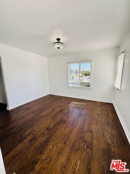 Los Angeles, CA 90062,3883 S Gramercy PL