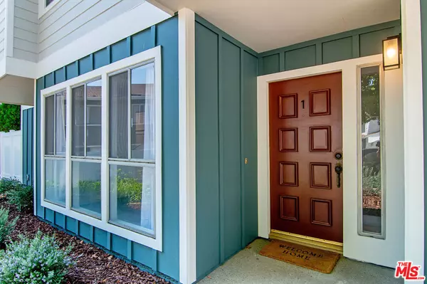 Northridge, CA 91325,18170 Andrea Circle North #1