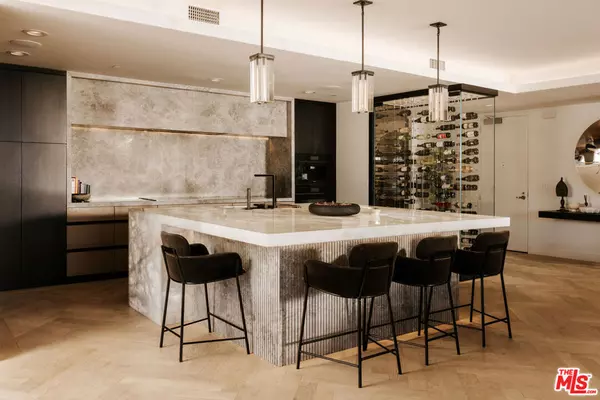 6250 Hollywood BLVD #14A, Los Angeles, CA 90028