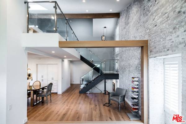 1625 Michael LN, Pacific Palisades, CA 90272