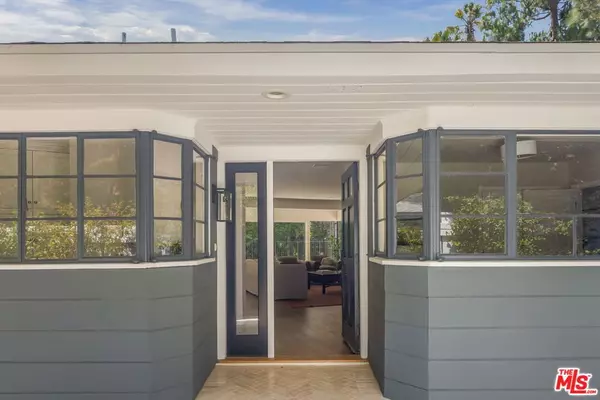 Studio City, CA 91604,11349 Canton DR