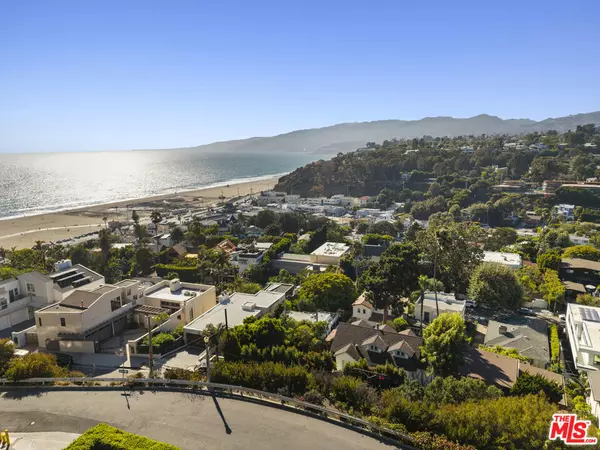 0 Ocean Ave Ext, Los Angeles, CA 90402