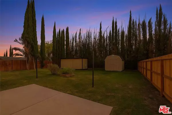 Canoga Park, CA 91304,7716 Owensmouth AVE