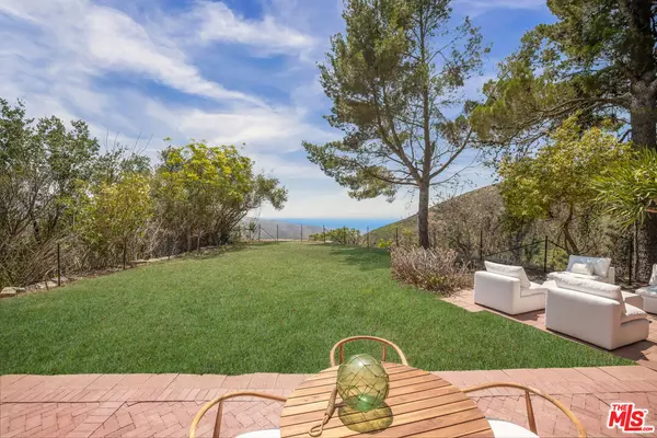 Malibu, CA 90265,2370 Live Oak Meadows RD