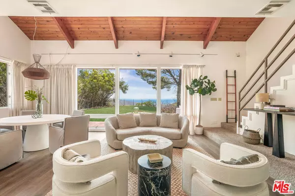 2370 Live Oak Meadows RD, Malibu, CA 90265