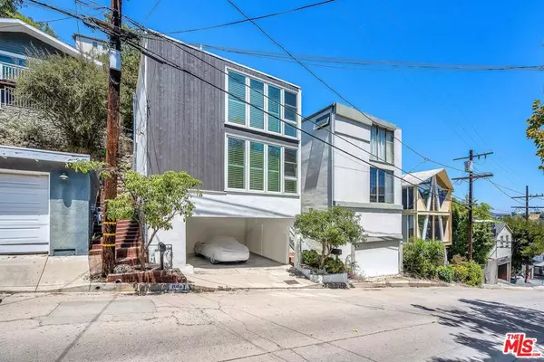 8441 Ridpath DR, Los Angeles, CA 90046