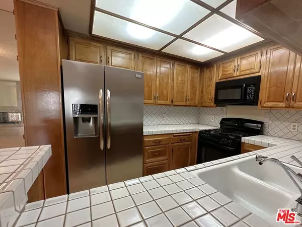 Playa Del Rey, CA 90293,8515 Falmouth AVE #311