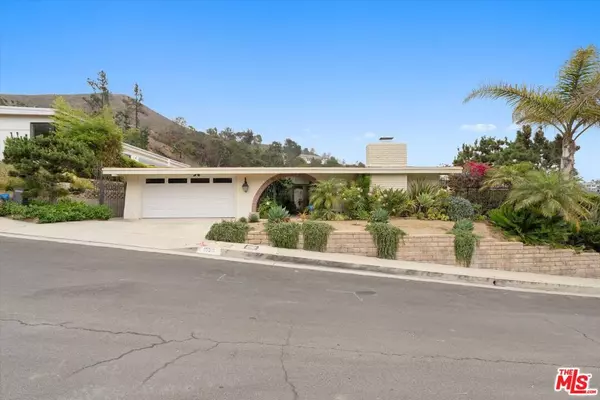 1324 El Hito CIR, Pacific Palisades, CA 90272