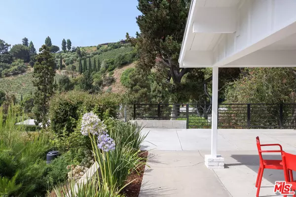 1279 El Hito CIR, Pacific Palisades, CA 90272