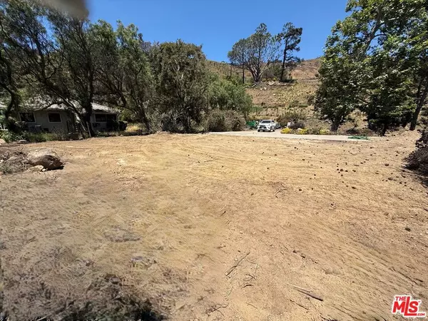 Malibu, CA 90265,20540 Pinnacle WAY