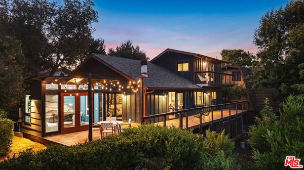 19806 Valley View DR, Topanga, CA 90290