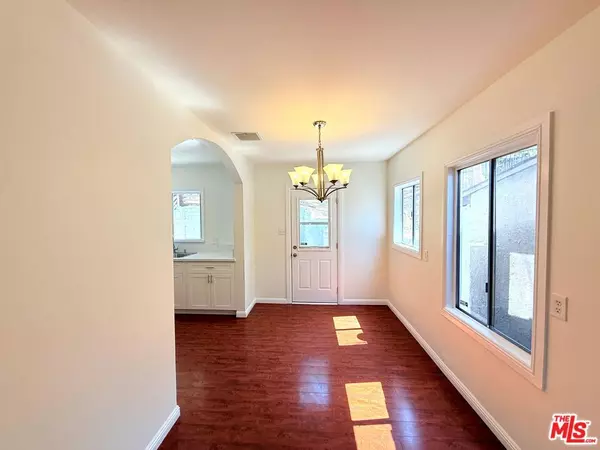 Los Angeles, CA 90032,2723 Ballard ST