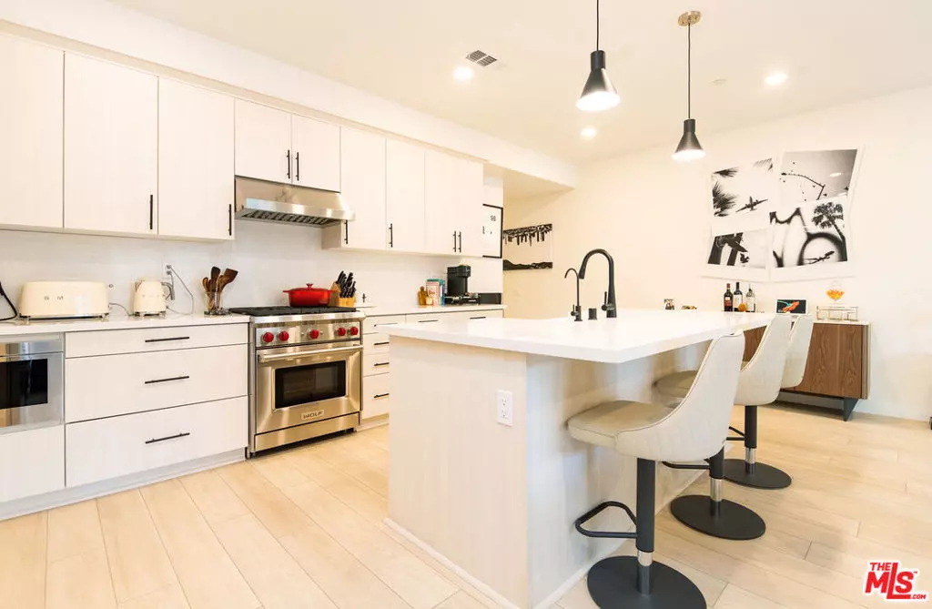 Arcadia, CA 91006,4326 Maple LN