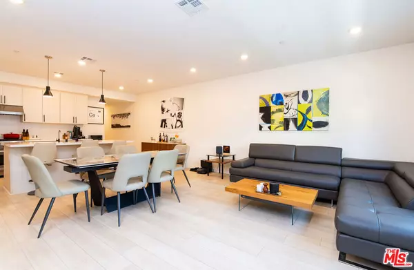 Arcadia, CA 91006,4326 Maple LN