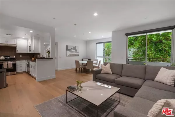 2010 S Beverly Glen BLVD #302, Los Angeles, CA 90025