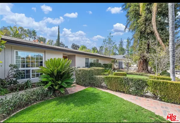 24316 Burbank BLVD, Woodland Hills, CA 91367