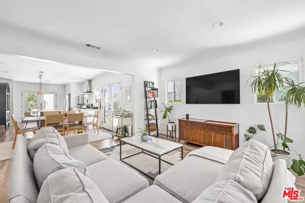 Inglewood, CA 90305,2311 W 78th PL