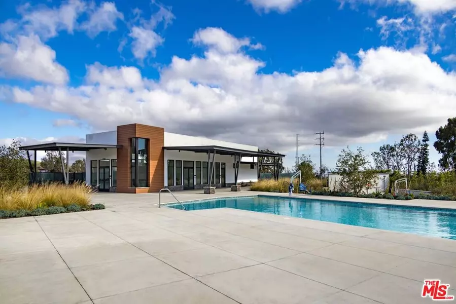 1699 Coral Sea LN, San Pedro, CA 90732