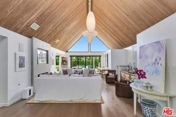 Malibu, CA 90265,3631 Surfwood RD