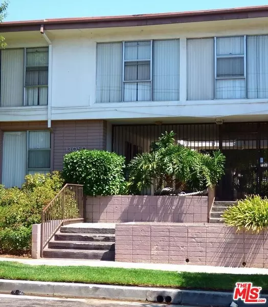 13050 Dronfield AVE #7, Sylmar, CA 91342