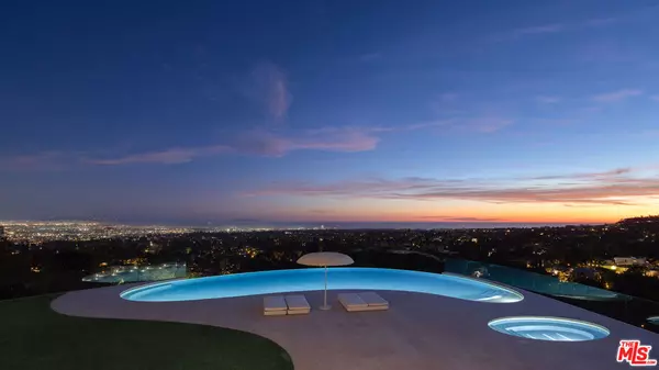 Los Angeles, CA 90049,684 Firth Ave