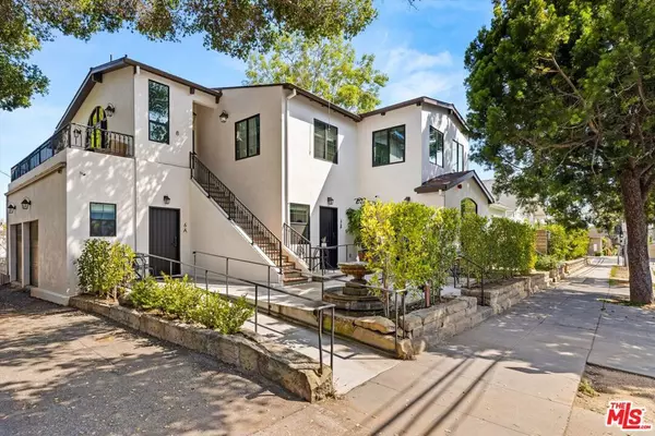 6 E Valerio ST, Santa Barbara, CA 93101