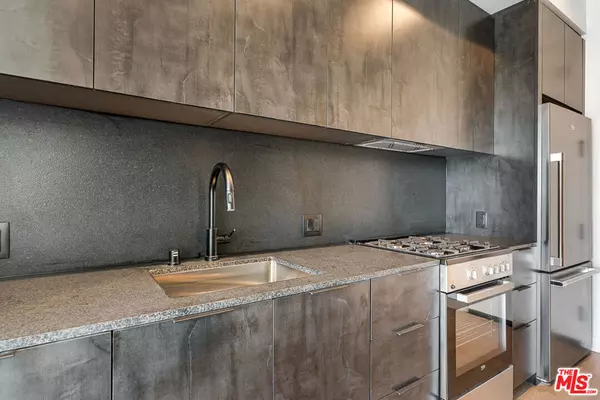 Los Angeles, CA 90034,10700 Tabor ST #204