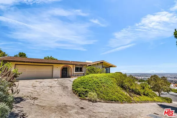 Rancho Palos Verdes, CA 90275,29857 Knoll View DR