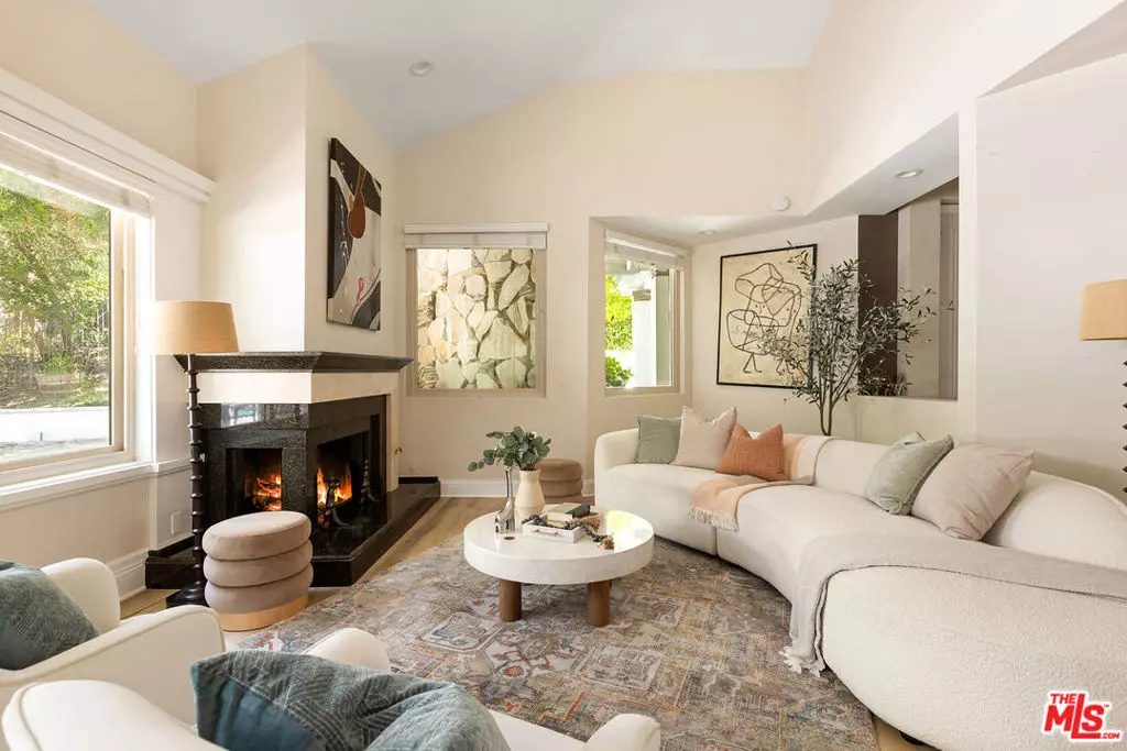 Westlake Village, CA 91362,1481 Kingston CIR