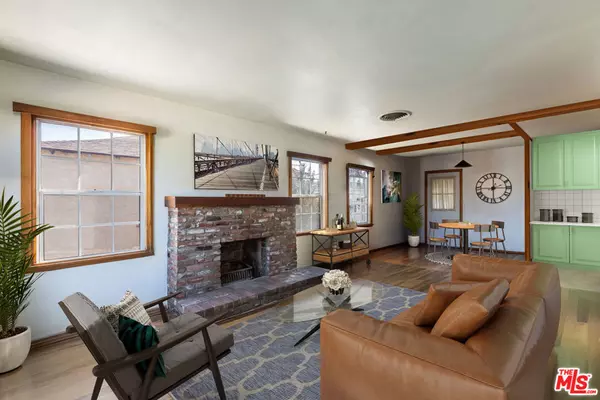 7751 Bakman AVE, Los Angeles, CA 91352