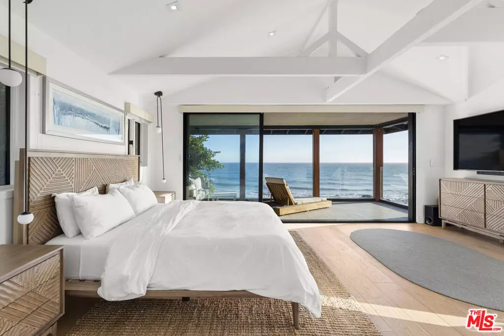 Malibu, CA 90265,21715 Rambla VIS